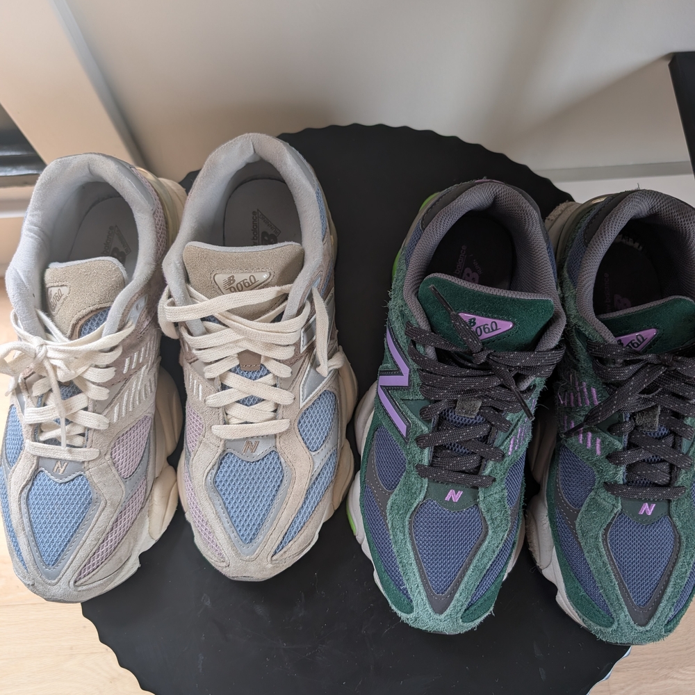 New Balance 9060 2-Pair Bundle (2 Colors) Men's US 8.5